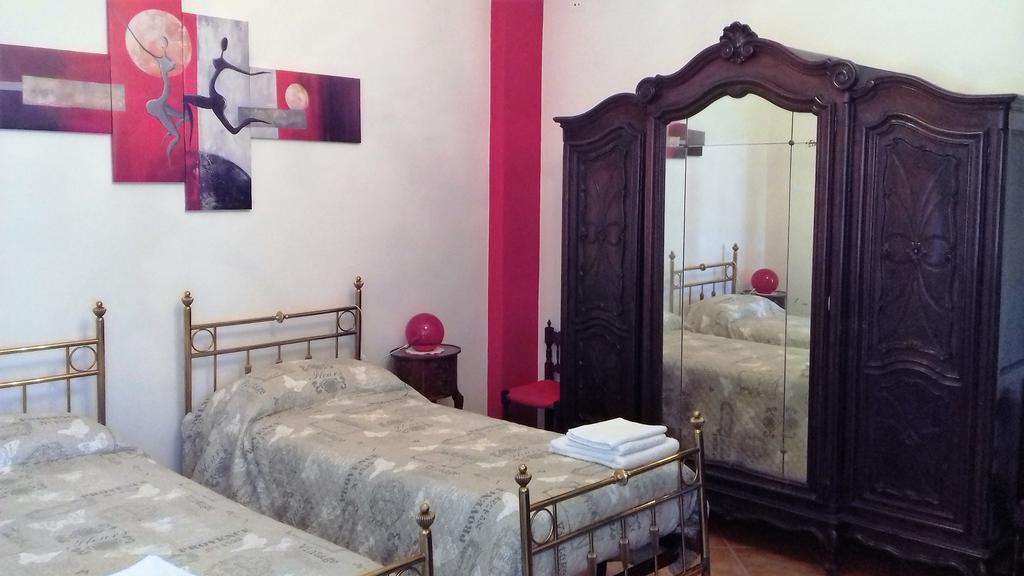 Appartamento Corallo Арона Екстериор снимка
