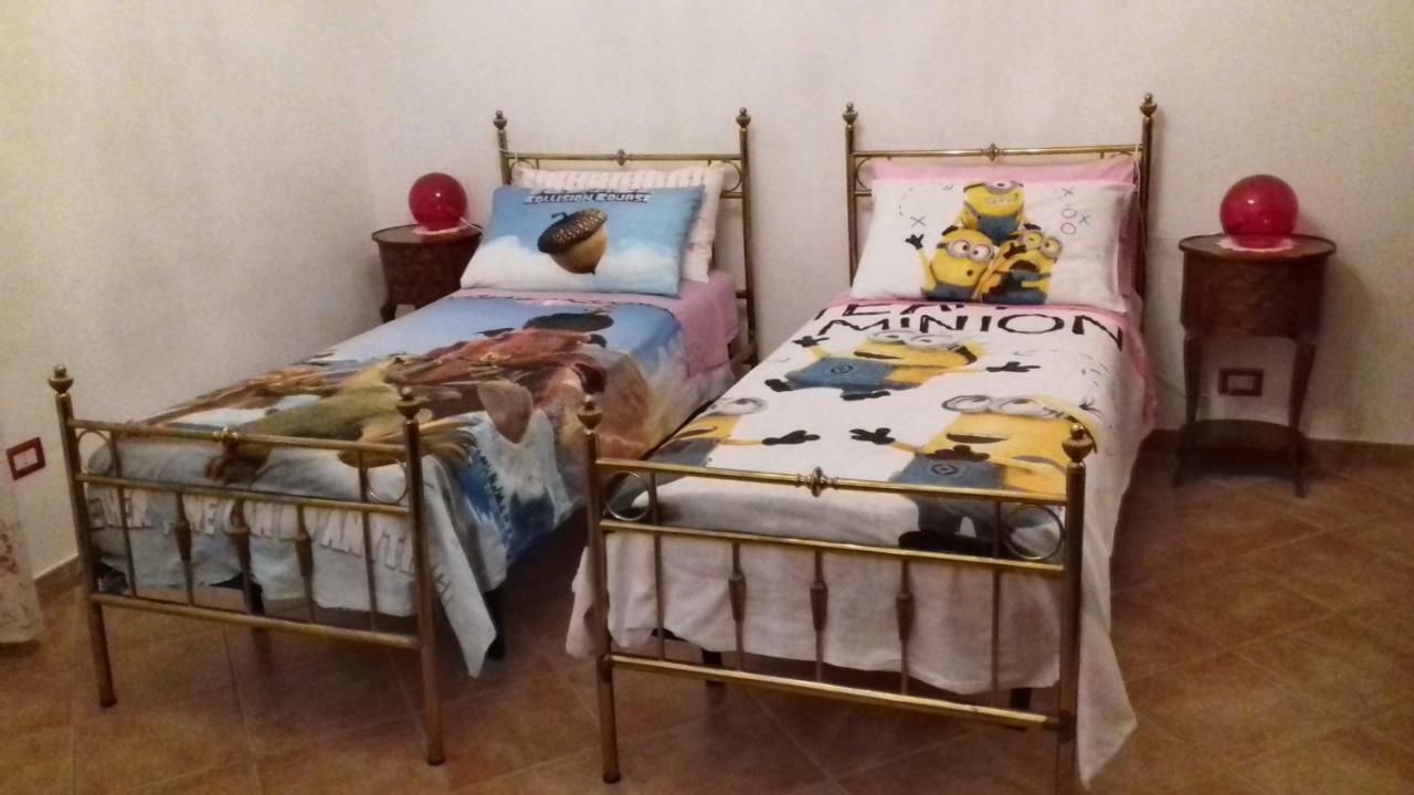 Appartamento Corallo Арона Екстериор снимка