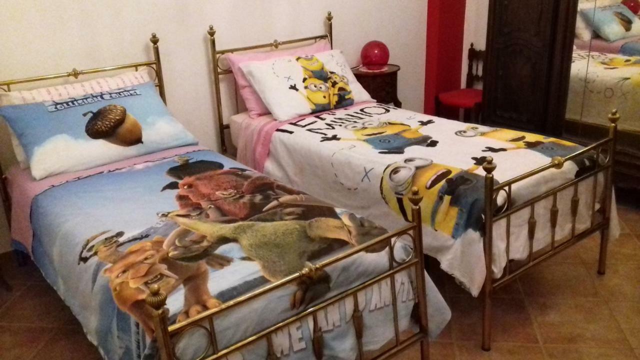 Appartamento Corallo Арона Екстериор снимка